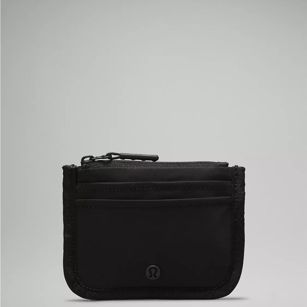 lululemon athletica  True Identity card case